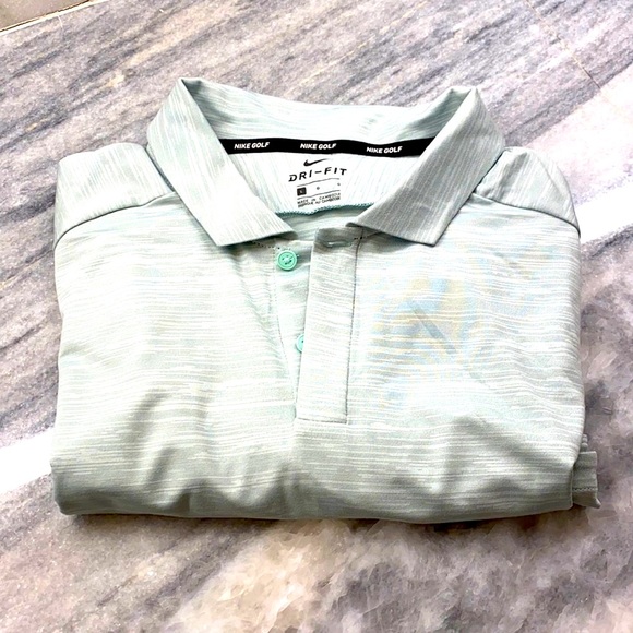 Nike Other - Nike golf shirt size large